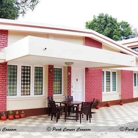 Park Corner Home Stay Кунур Экстерьер фото