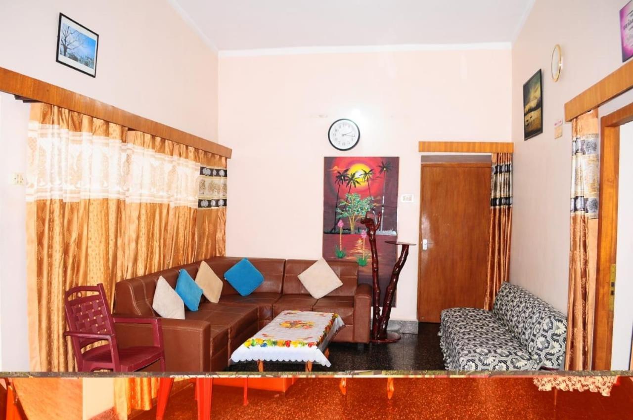 Park Corner Home Stay Кунур Экстерьер фото