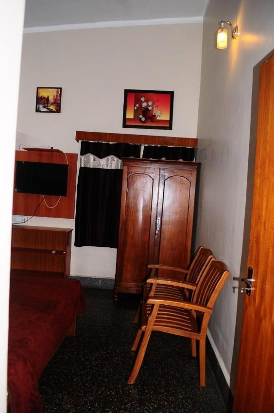 Park Corner Home Stay Кунур Экстерьер фото